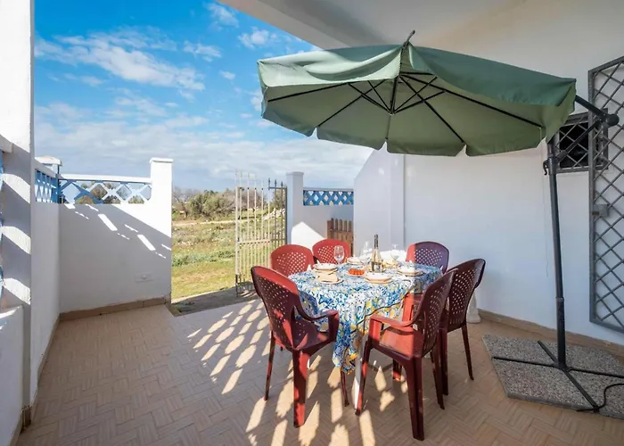 Soleya With Climate And Parking In Vakantiehuis