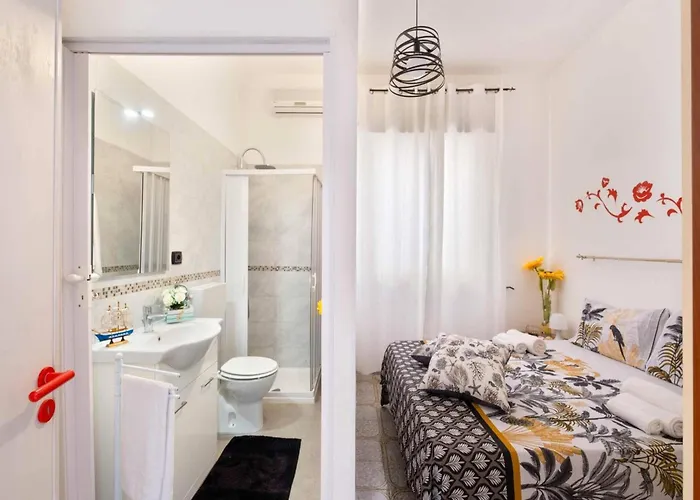 בית נופש Soleya With Climate And Parking In טורה לפילו